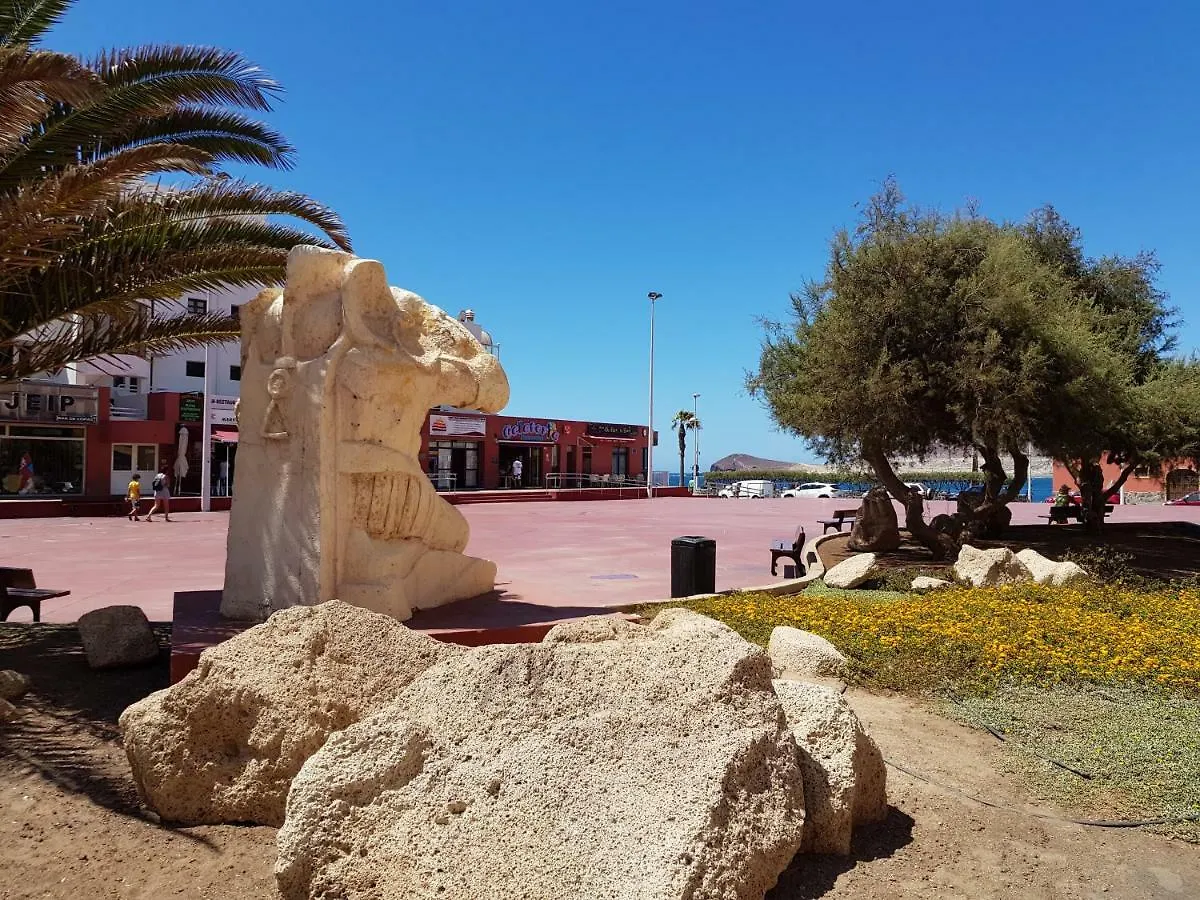 Alquilaencanarias El Medano Mirazul Plaza Roja Апартаменты