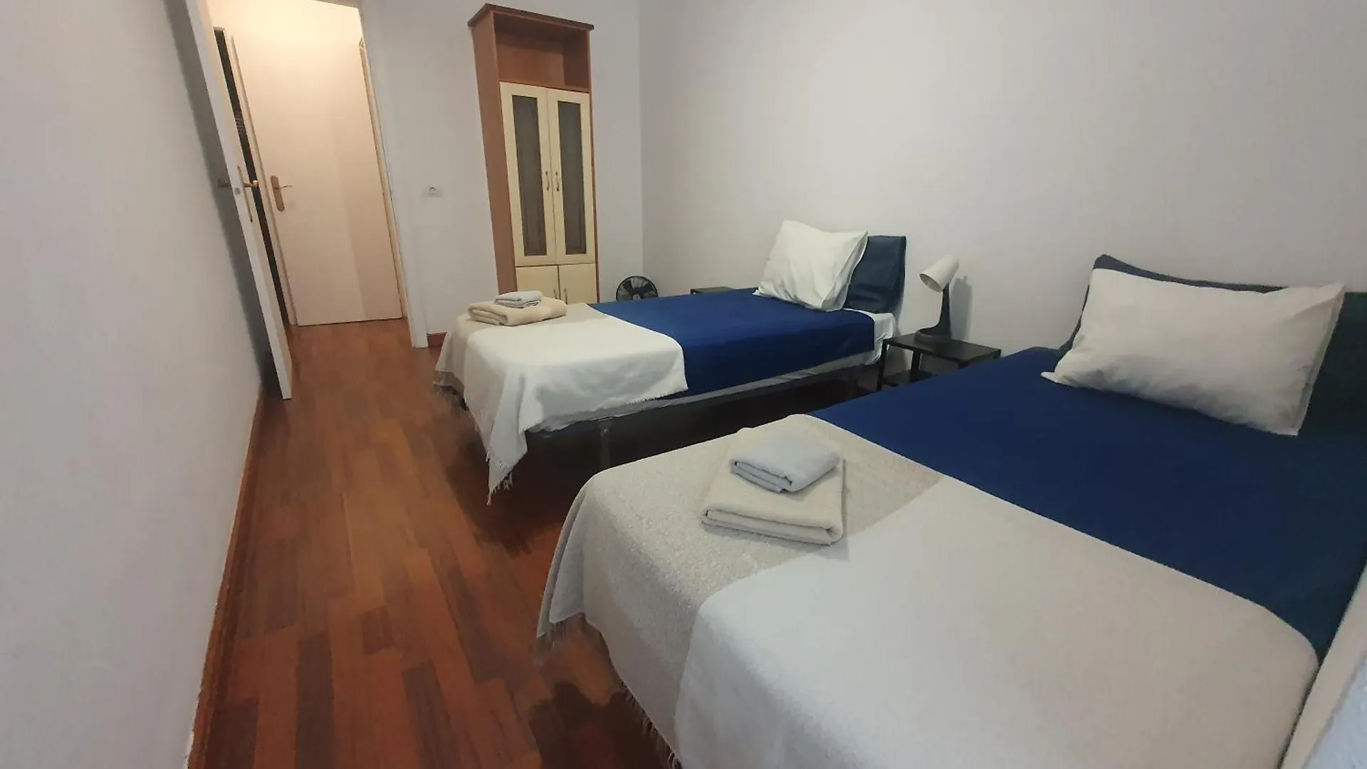 Alquilaencanarias El Medano Mirazul Plaza Roja Spagna
